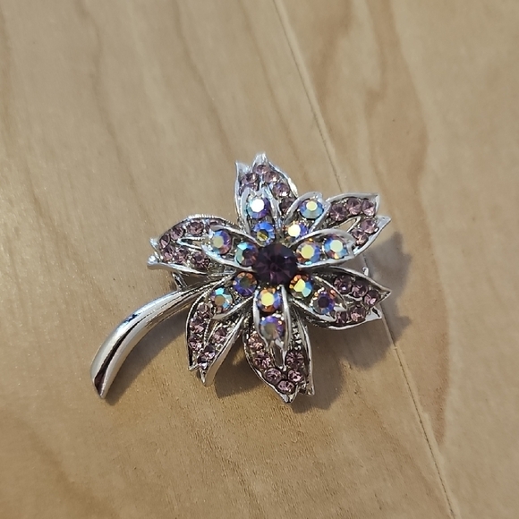 Accessories - Flower Brooch